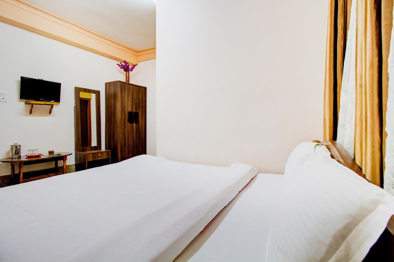 Capital O 79144 Coniferous Resort Cherrapunji Exterior photo